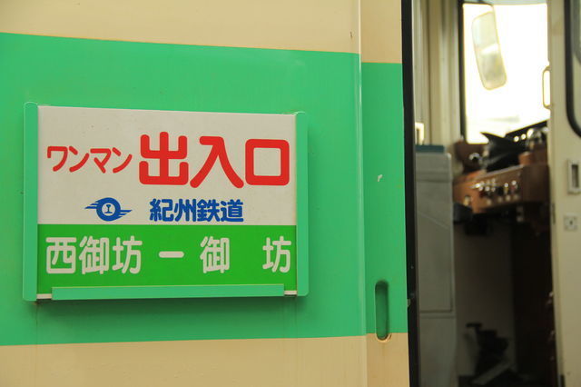 767916_2245399341_131large.jpg